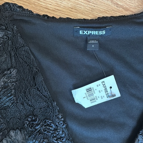 Lace Embroidered V-Neck Long Sleeve Thong Bodysuit NWT Size S Express - Picture 5 of 11